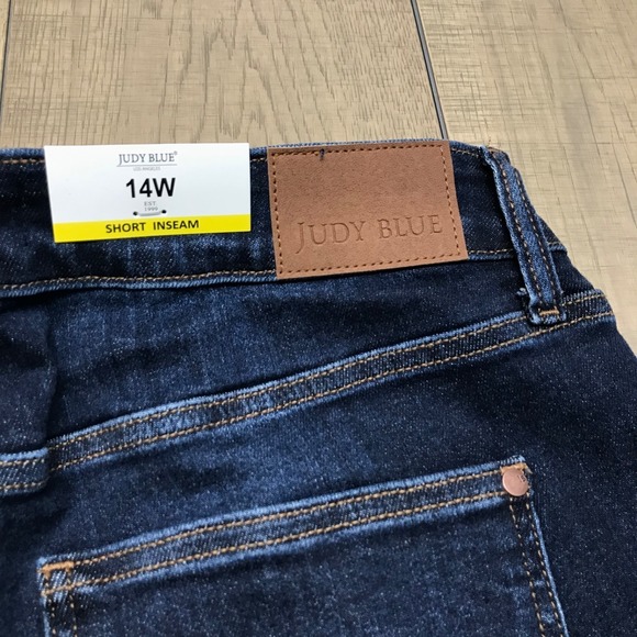 Judy Blue Dark Blue Short Straight Leg Jeans - Picture 3 of 11